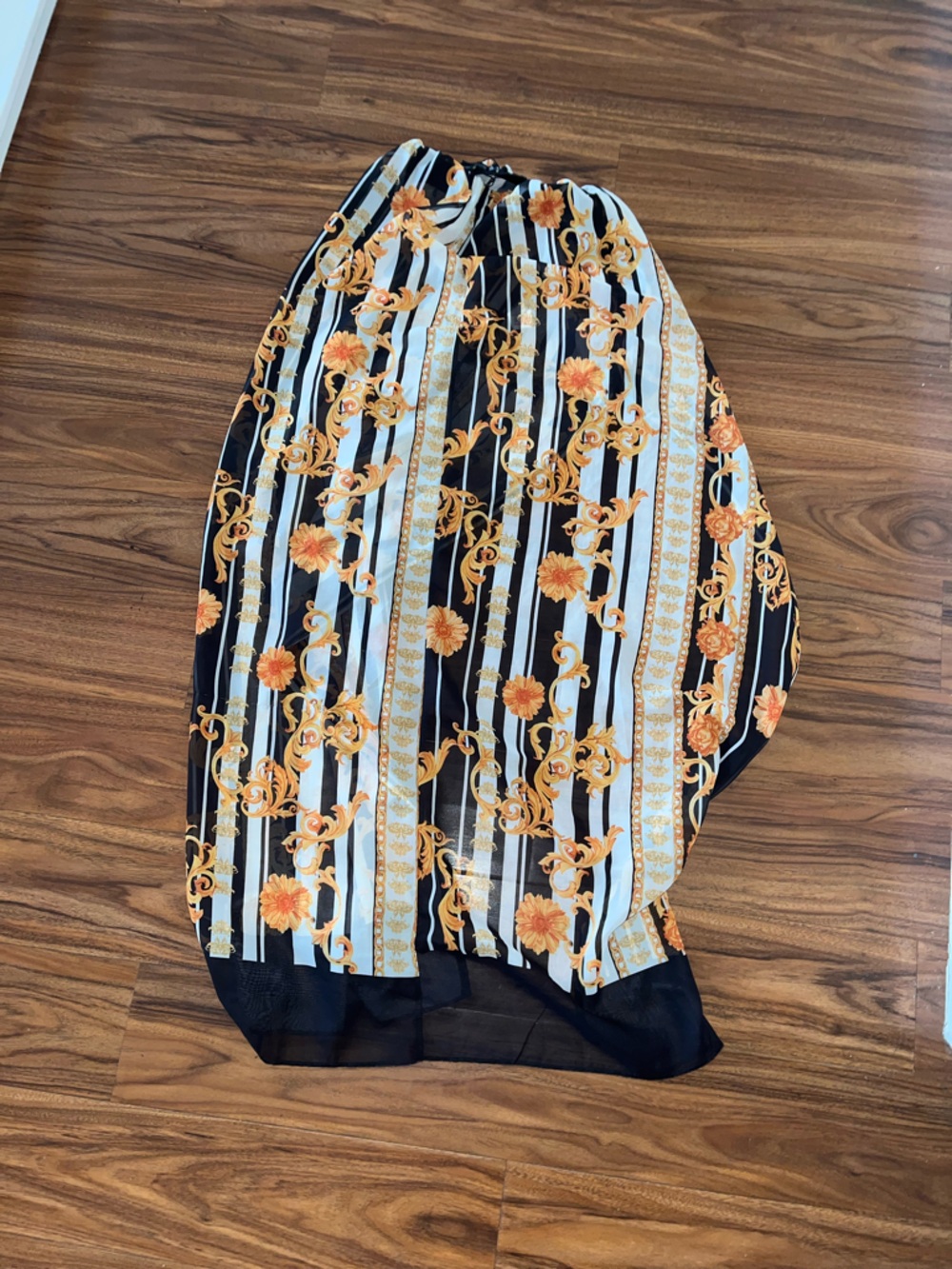 NWOT prettylittlething Floral Baroque Striped Maxi Skirt - Black & Gold Floral